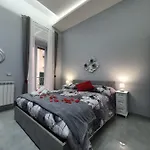 Serenity 68 * Neapel