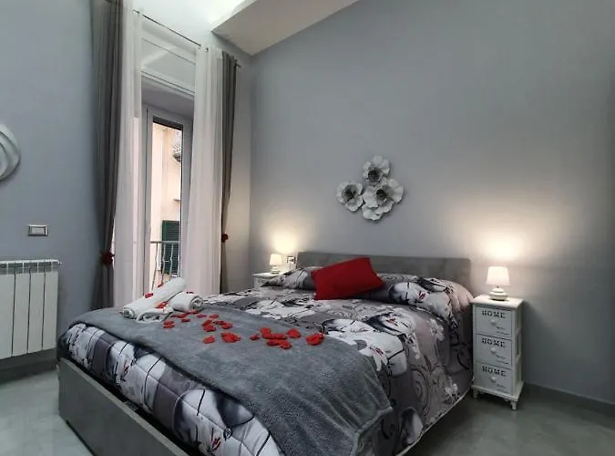 Serenity 68 * نابولي