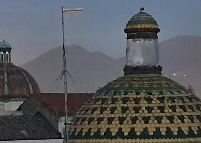 Serenity 68 نابولي