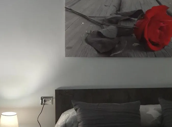 Serenity 68 نابولي