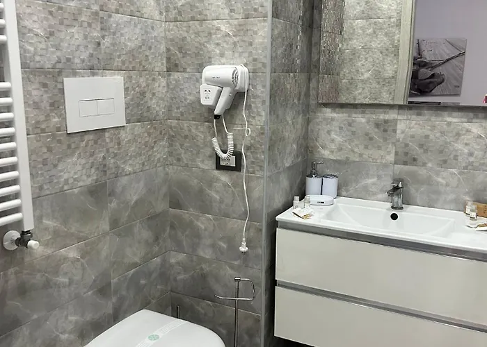 Serenity 68 * نابولي