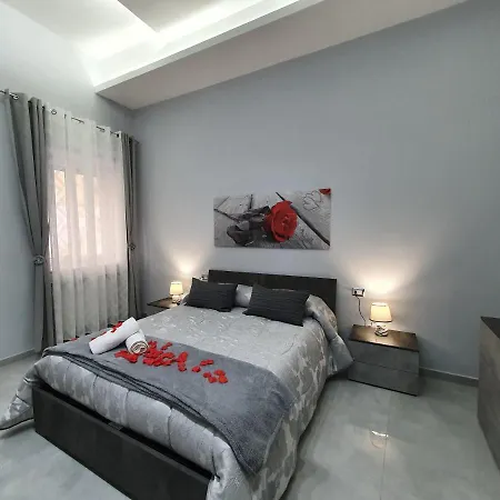 Serenity 68 * Napels