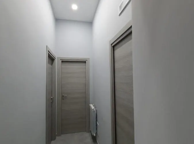 Serenity 68 * Neapel